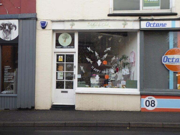 Shop 1, Abacus House, Cranbrook Road, Hawkhurst