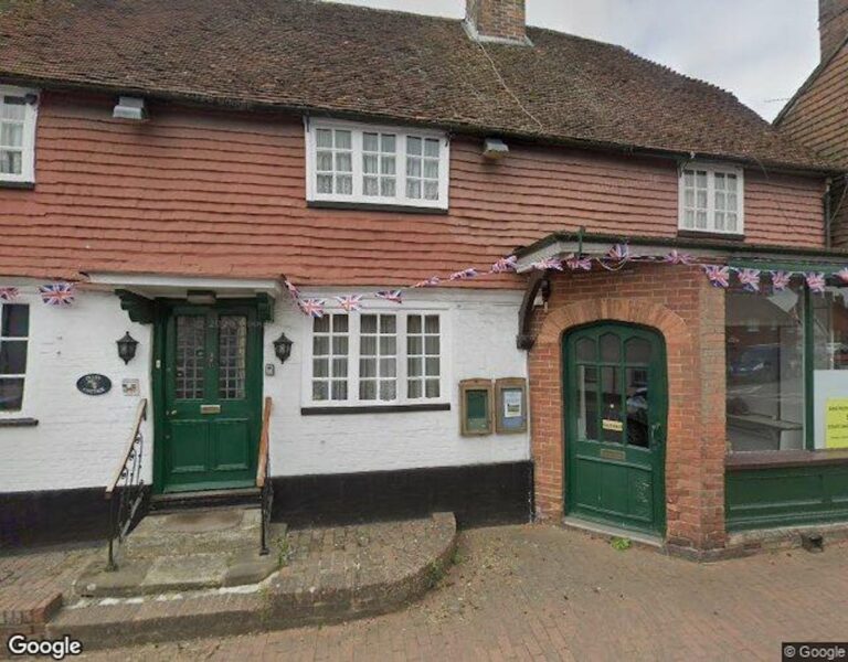 Petts Cottage, High Street, Rotherfield