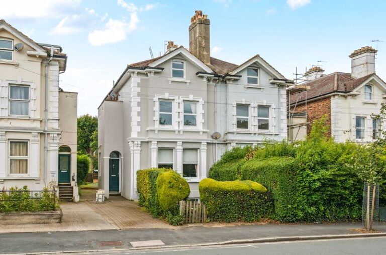 Upper Grosvenor Road, Tunbridge Wells