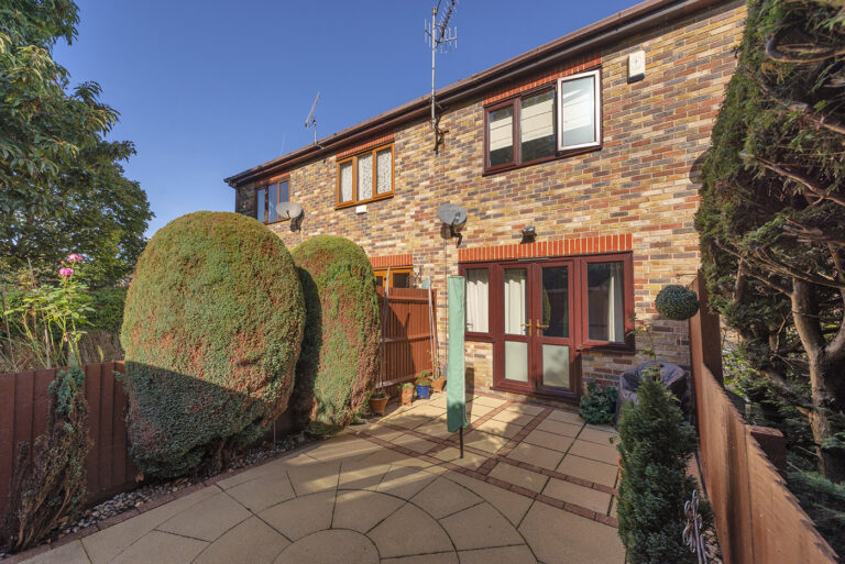 Bishops Mews, Commercial Road, TN9 2BA