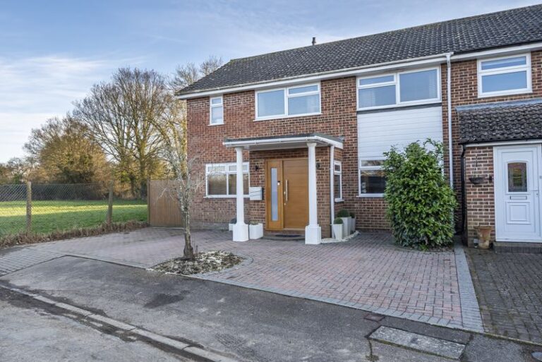 Tolhurst Road, Five Oak Green, TN12 6TN