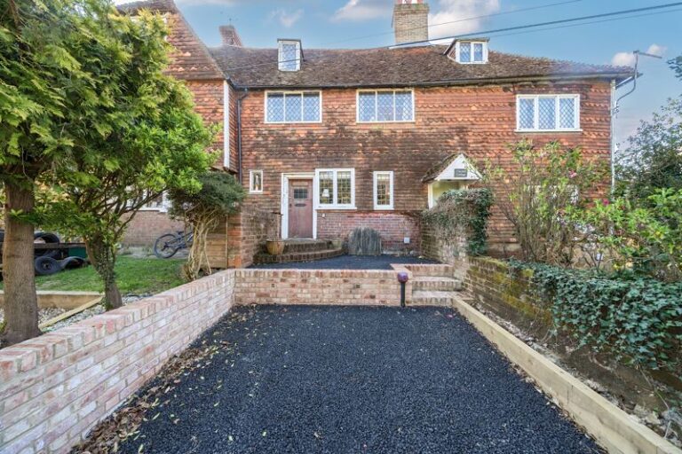 Clayhill, Cranbrook