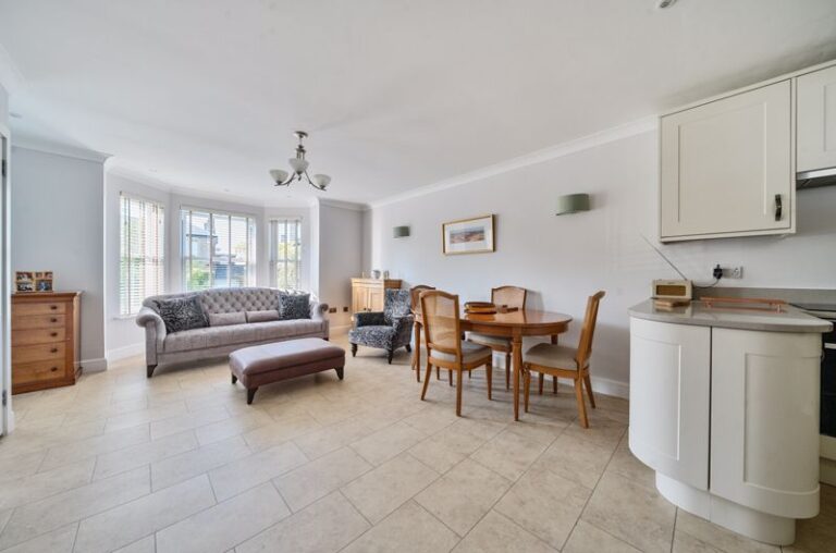 St Georges Court, Tunbridge Wells