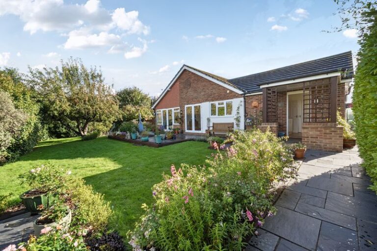 Barchester Way, Tonbridge, TN10 4HR