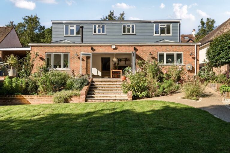 Deakin Leas, Tonbridge, TN9 2JT