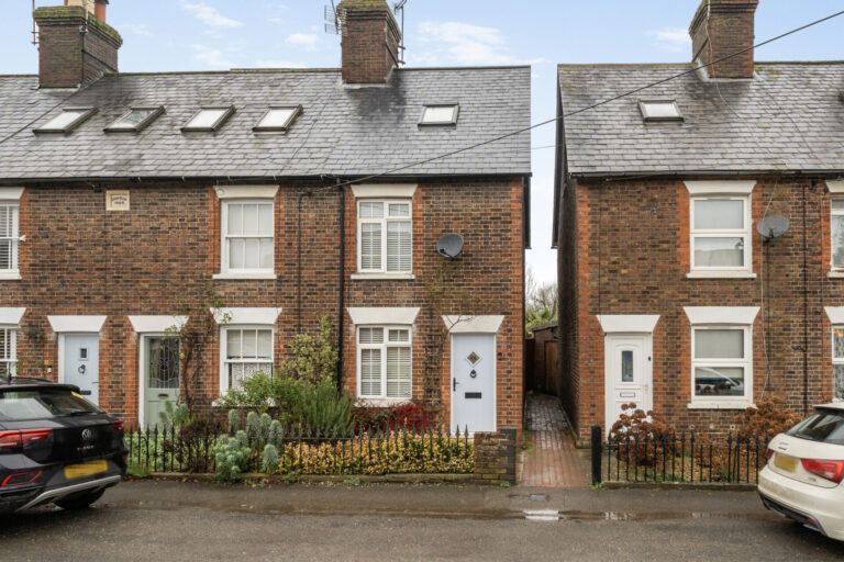 Maidstone Road, Marden, TN12