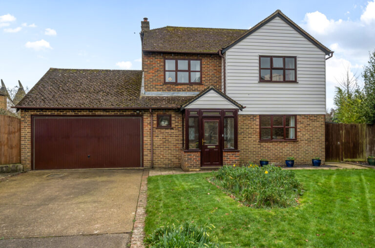 Toby Gardens, Hadlow, TN11