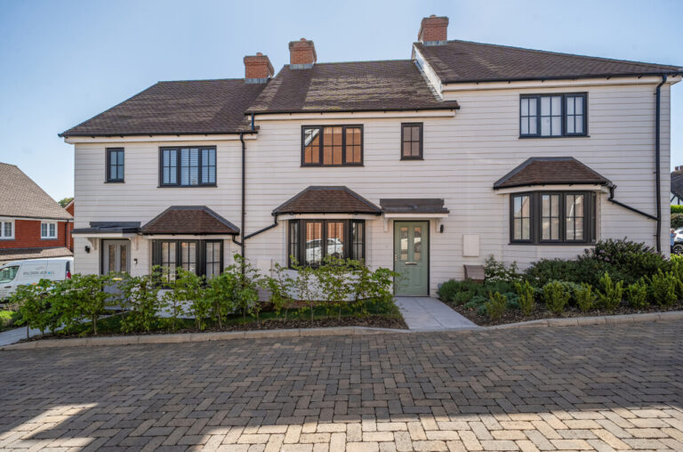 Oast Gardens, Pembury, TN2