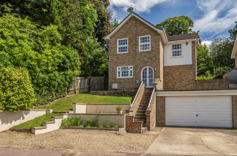 Broadcroft, Tunbridge Wells, TN2
