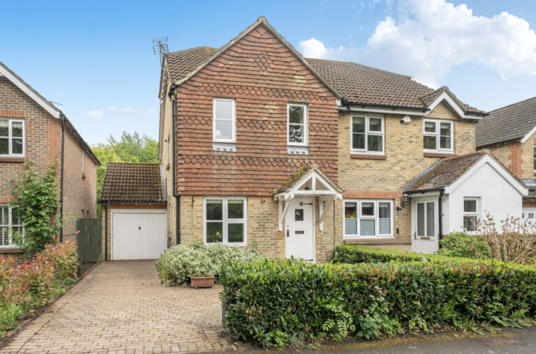 Newton Willows, Groombridge, TN3