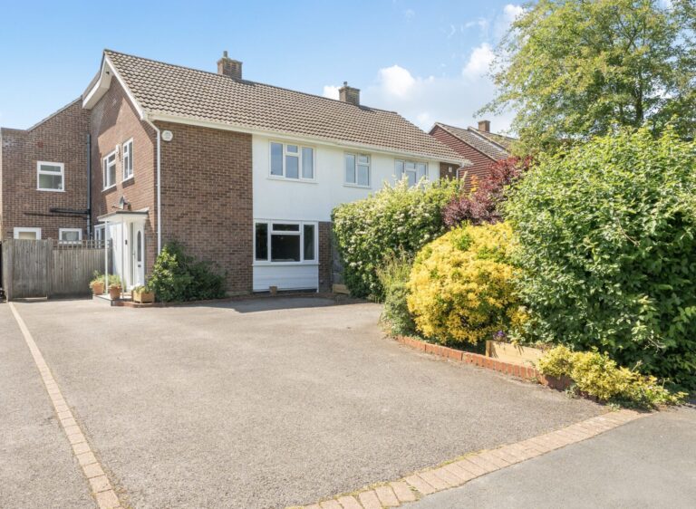 Leybank, Hildenborough, TN11