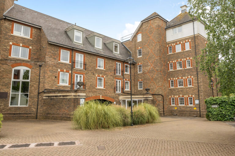 Mortley Close, Tonbridge, TN9