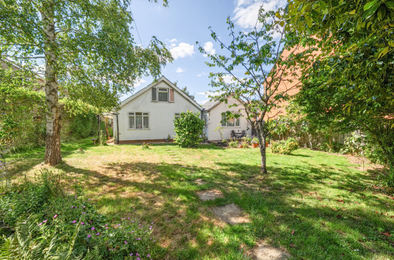 Hadlow Road, Tonbridge, TN10