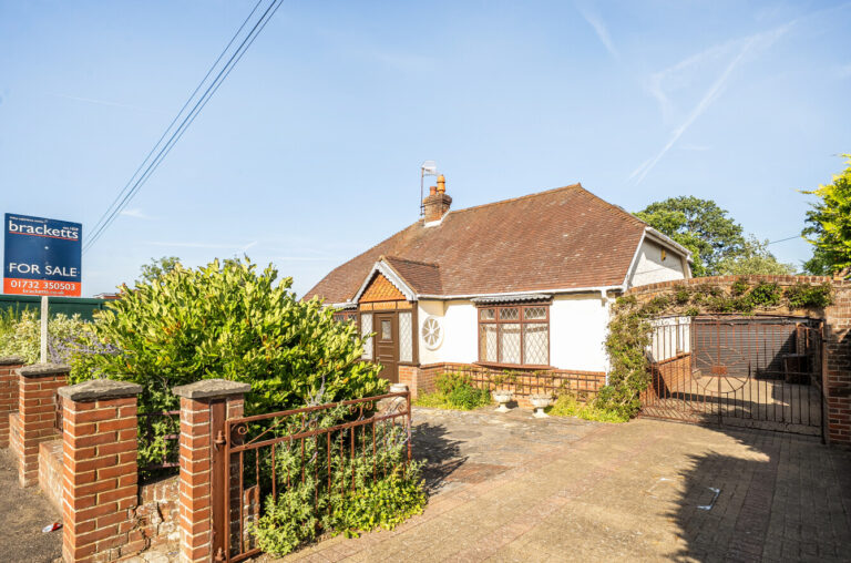 Shipbourne Road, Tonbridge, TN10