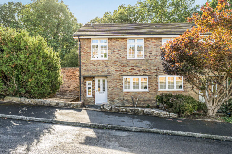 Parkwood Close, Tunbridge Wells, TN2