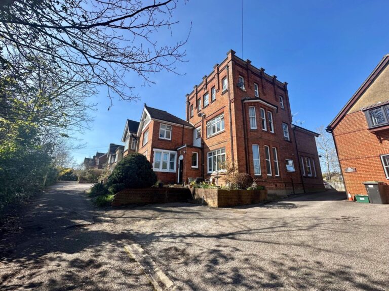 Brook Street, Brooklands House, TN9