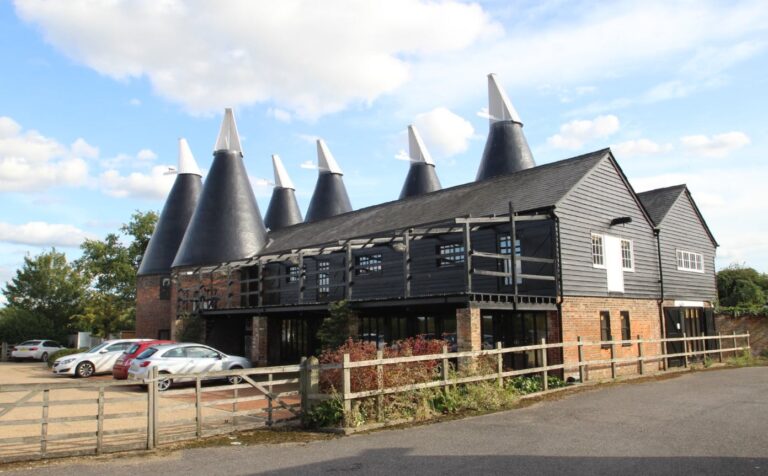 Tatlingbury Oast, Five Oak Green Road, Tonbridge