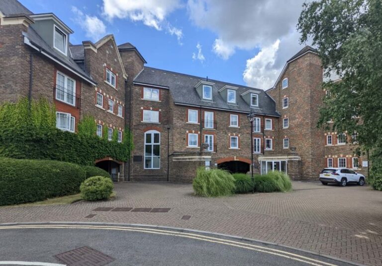 Mortley Close, Tonbridge, TN9 1ET