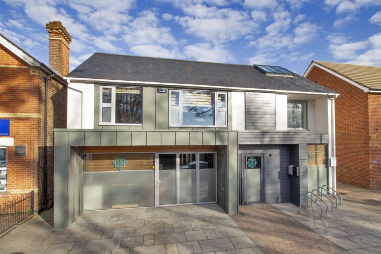 152154 Tonbridge Road, Hildenborough, Tonbridge Bracketts Estate