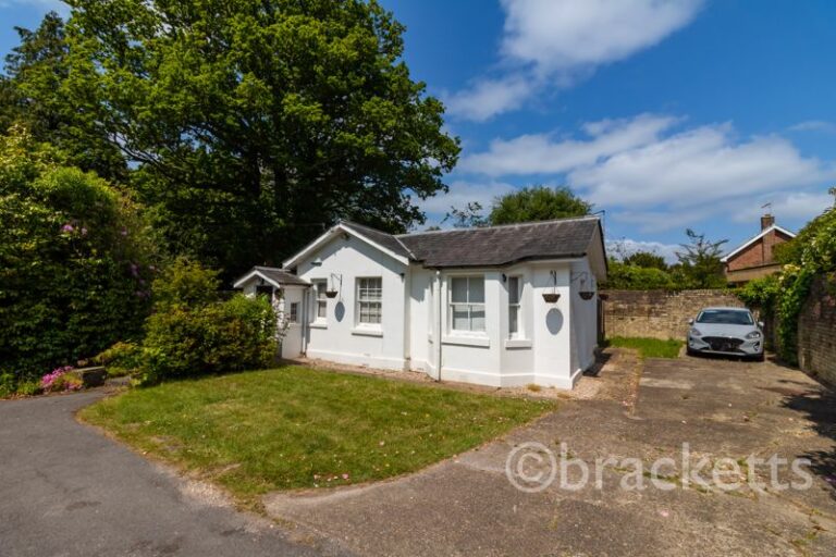 Shandon Close, Nr Pembury Road, Tunbridge Wells
