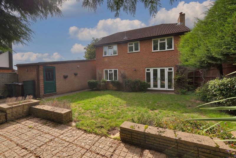 Higham Gardens, Tonbridge, TN10 4HZ Bracketts Estate Agents in