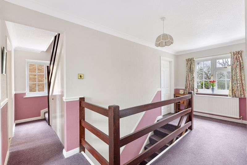 Allington Drive, Tonbridge, Kent, TN10 4HH Bracketts Estate Agents in