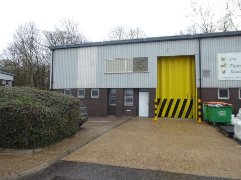 Unit 5, Spa Trade Park, Longfield Road, Tunbridge Wells