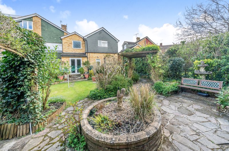 Shirley Gardens, Rusthall, Tunbridge Wells Bracketts Estate Agents in