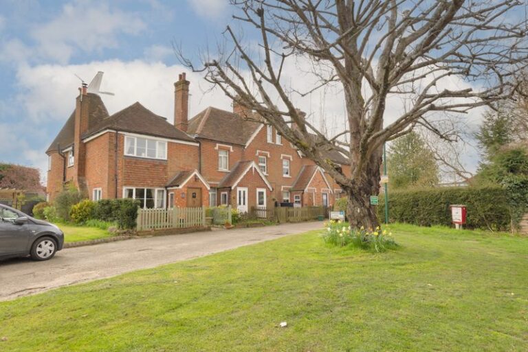 Hayes Cottage, Offham, West Malling, ME19 5NP