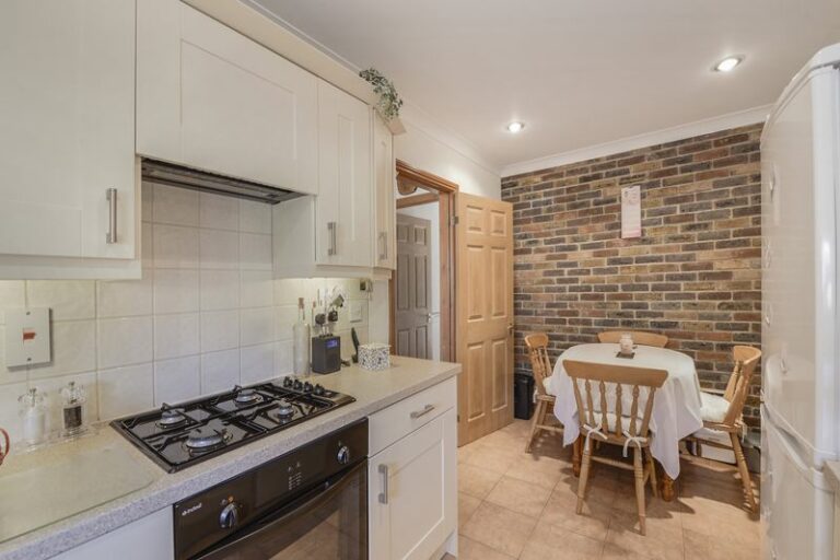 Bishops Mews, Tonbridge