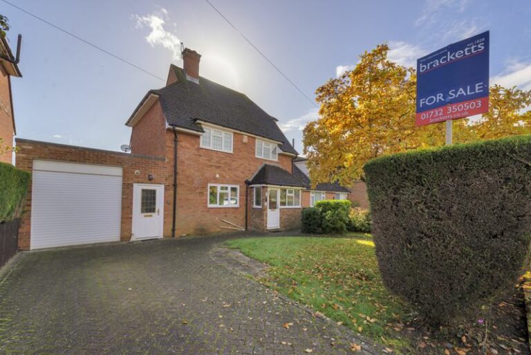 Ridgeway Crescent, Tonbridge, TN10 4NP