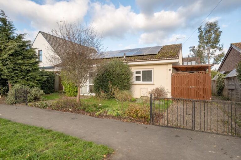 Brookmead, Tonbridge, TN11 9DL