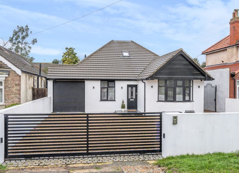 Sevenoaks Way, Orpington, BR5 3AF