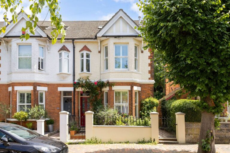 Manor Road, Rusthall, TN4