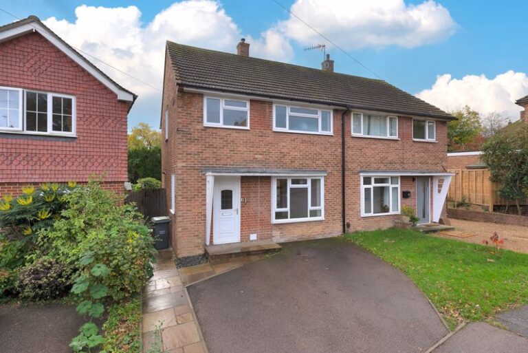 Dowgate Close, Tonbridge