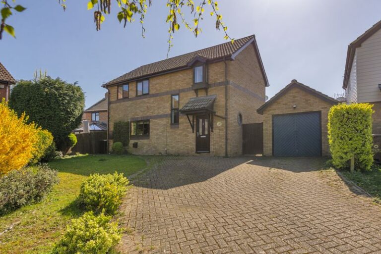 Kiln Way, Paddock Wood, TN12 6LF