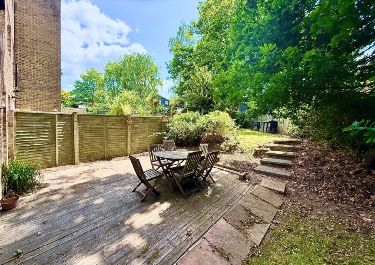 Tudor Court, Tunbridge Wells, TN2