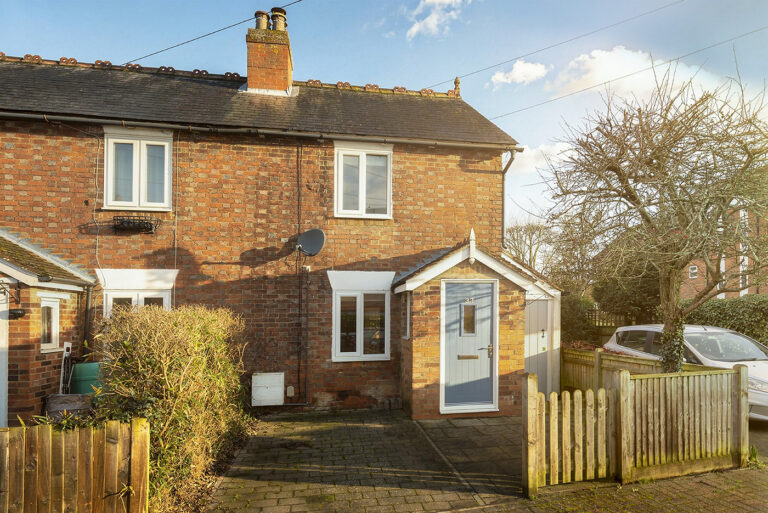 Priory Walk, Tonbridge, TN9