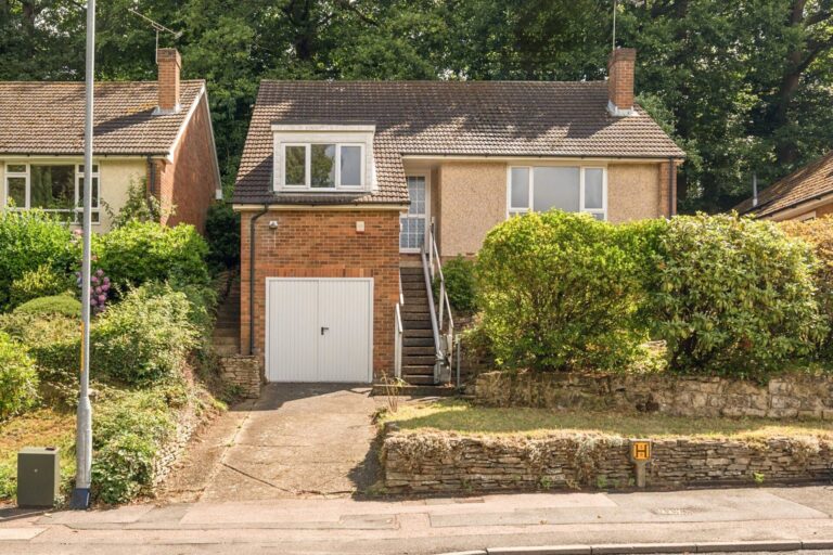 Sandhurst Road, Tunbridge Wells, TN2