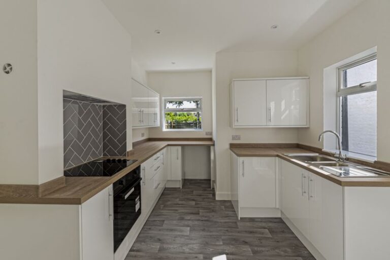 Quarry Hill Road, Tonbridge, TN9 2RT