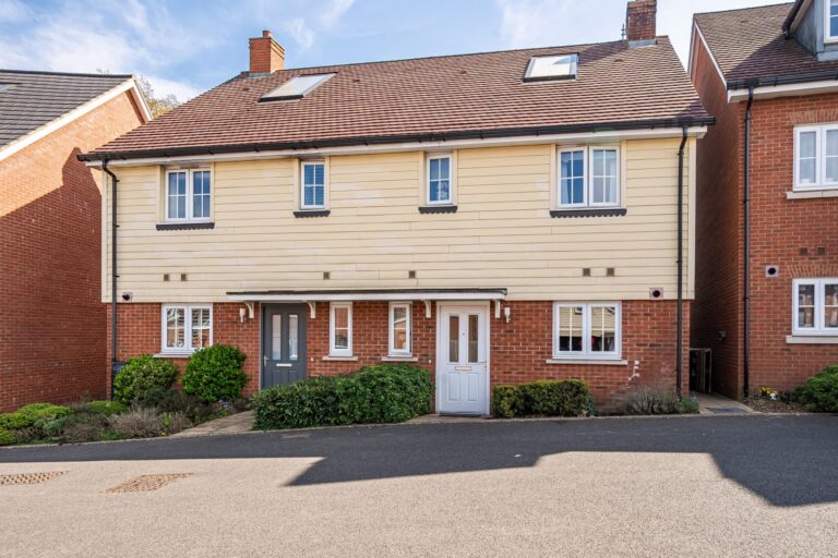 Dame Kelly Holmes Way, Tonbridge, TN9