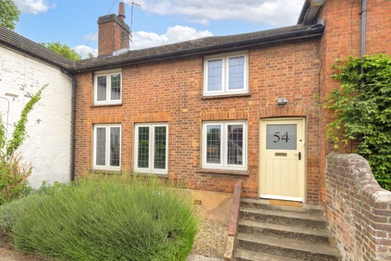 Shipbourne Road, Tonbridge, TN10 3DS