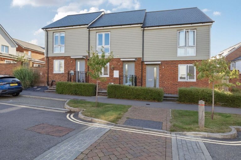 Herald Gardens, Tunbridge Wells, TN2