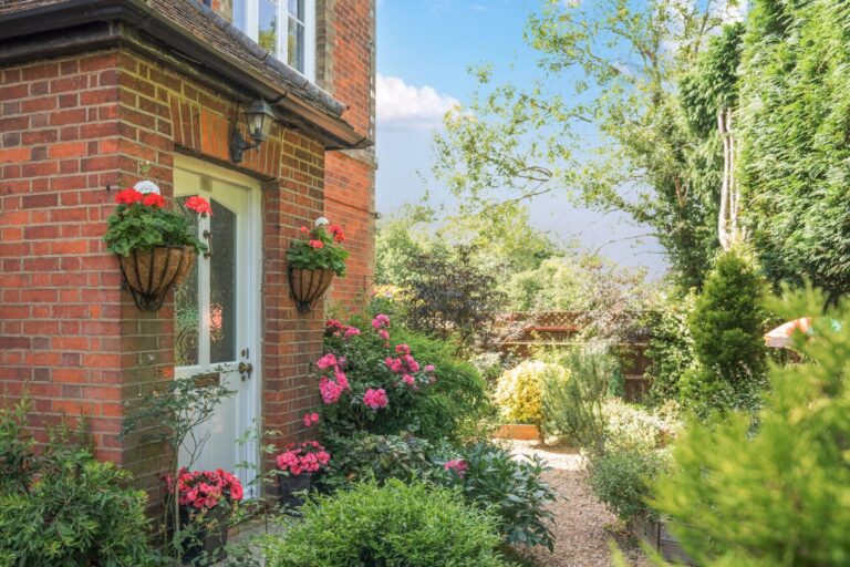 Carpenters Lane, Hadlow, TN11