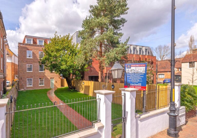 High Street, Tonbridge, TN9