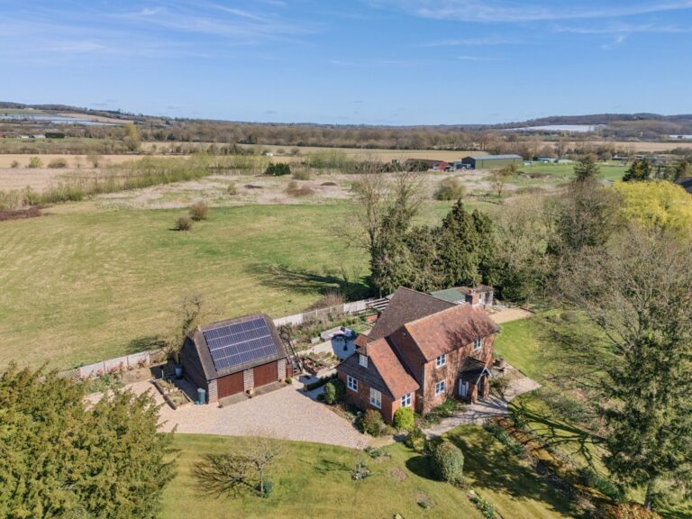 Common Road, Hadlow, TN11