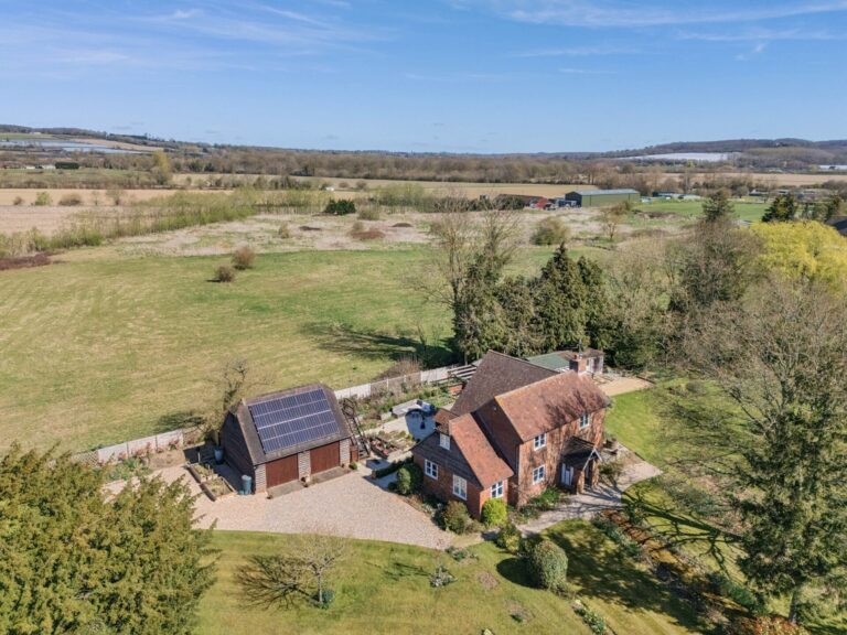 Common Road, Hadlow, TN11