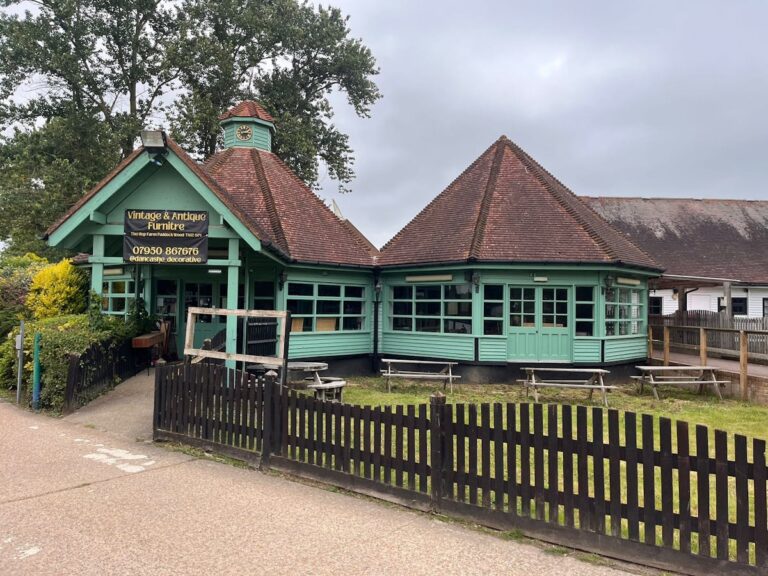 Maidstone Road, Paddock Wood, Tonbridge