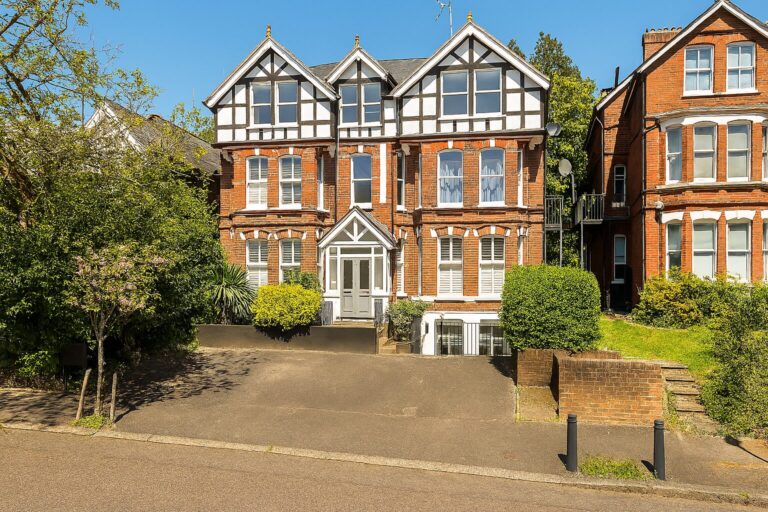 Clanricarde Gardens, Tunbridge Wells, TN1