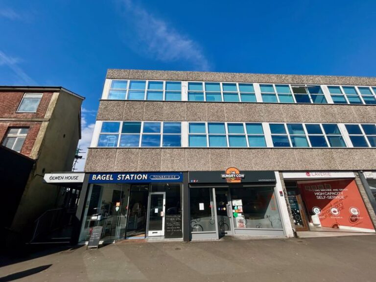 Olwen House, Quarry Hill Road